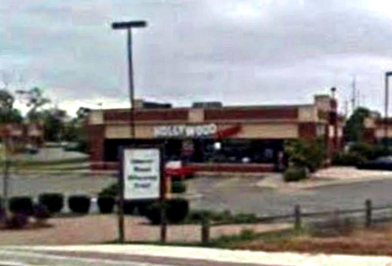 Hollywood Video - Portage - 245 W Centre Ave (newer photo)